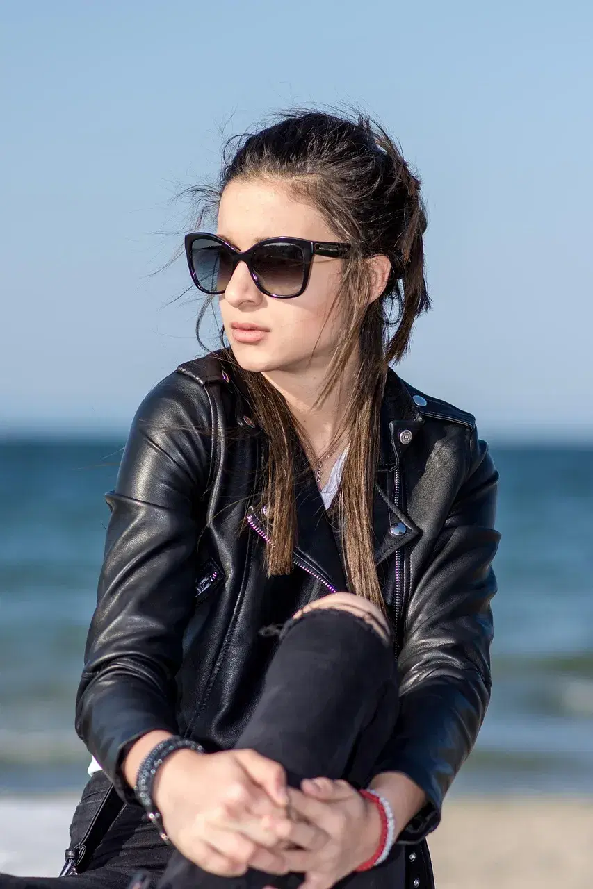 Sunglasses - Black/Tortoiseshell